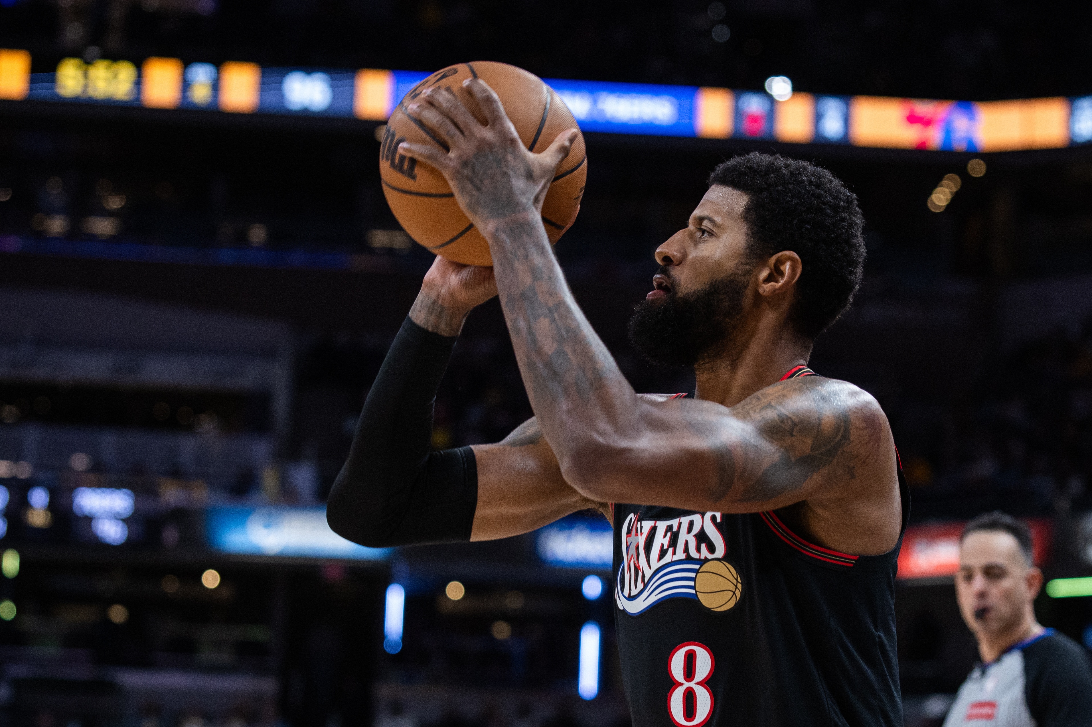 比分7m-今天是要带队？乔治首节5中4砍11分 三分2中1&amp;干拔连续命中